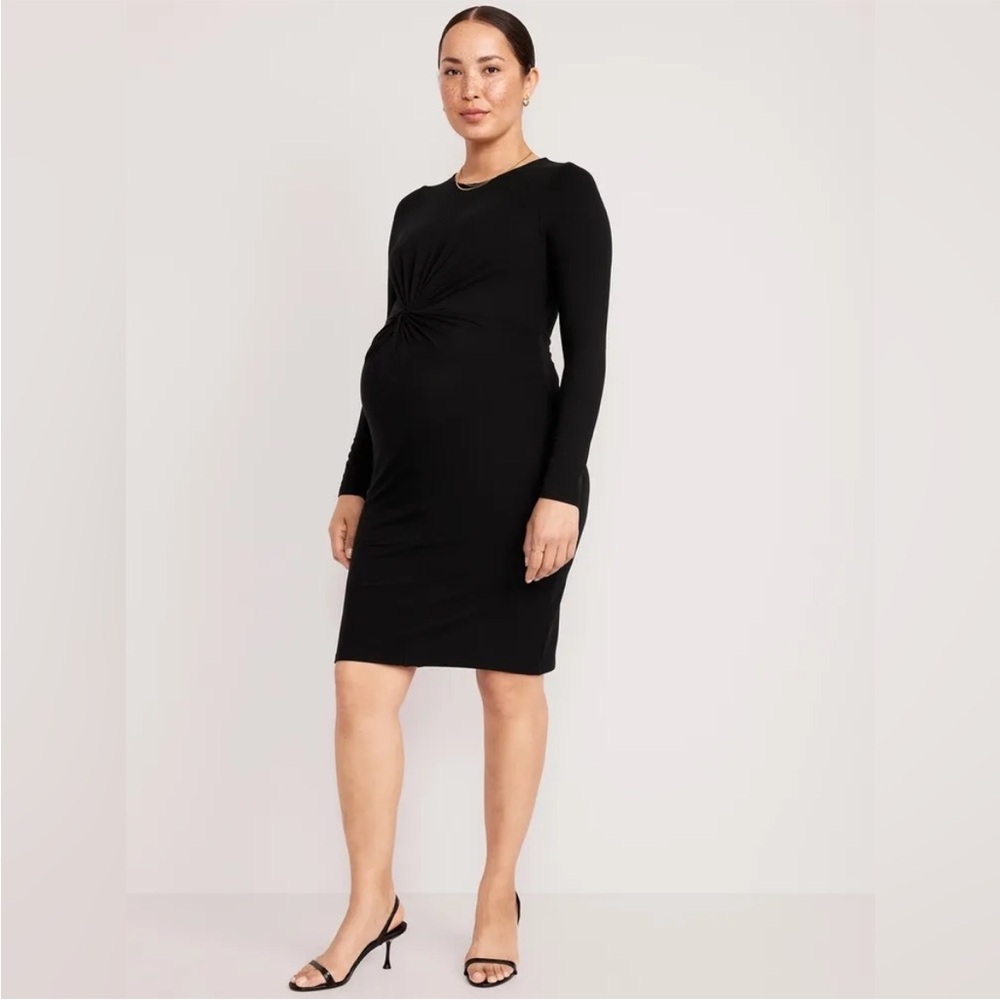 Black old navy long sleeve maternity dress